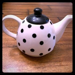 Small Dutch teapot